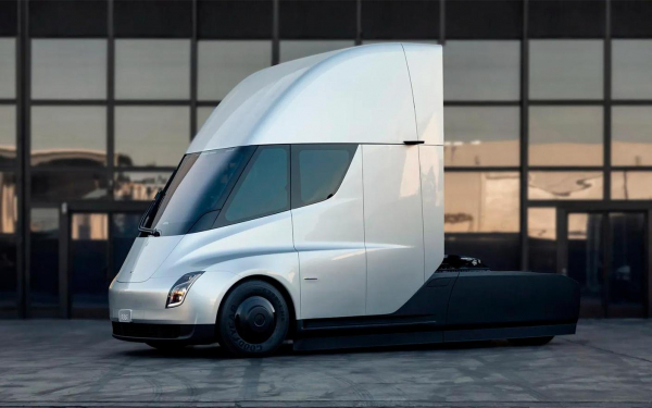 Фото - Грузовик Tesla Semi появится в продаже в конце 2022 года