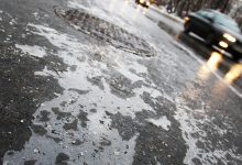Фото - Эксперт по контраварийному вождению рассказал, как распознать лед на дороге